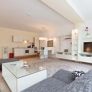 apartment-oper.vienna-besthotels.com/